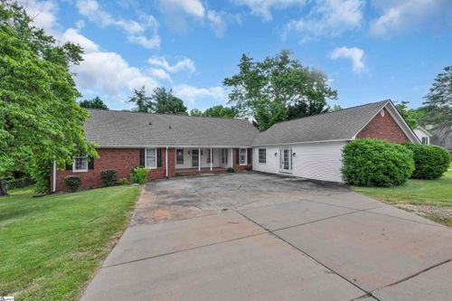 203 Roper Mountain Road Ext, Greenville, SC, 29615-4826 | Card Image