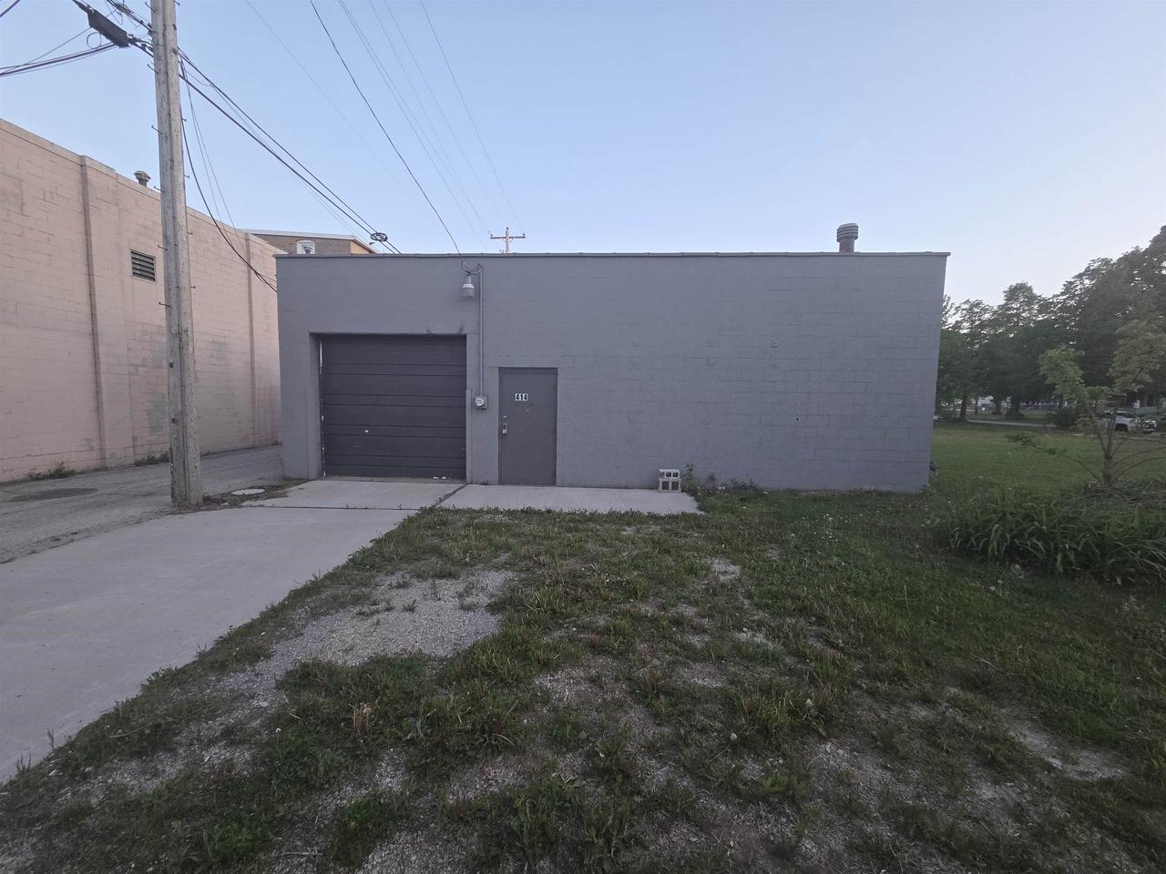 414 N Chestnut Ave, Green Bay, WI 54303