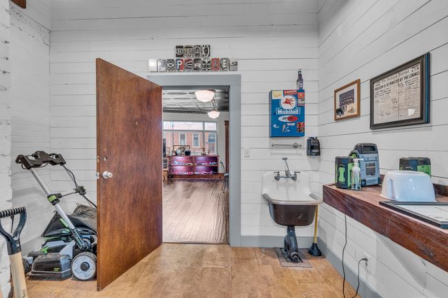 101 S Main St, Home with 0 bedrooms, 2 bathrooms and 12 parking in Concord MI | Image 28