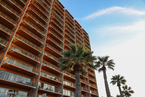 6g-4750 N Central Ave, Phoenix, AZ, 85012-1732 | Card Image