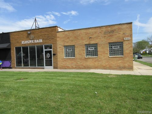 19150 Kelly Rd, Detroit, MI, 48224-1068 | Card Image