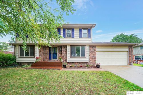 1701 Buckingham Dr, Lincoln, NE, 68506-1721 | Card Image