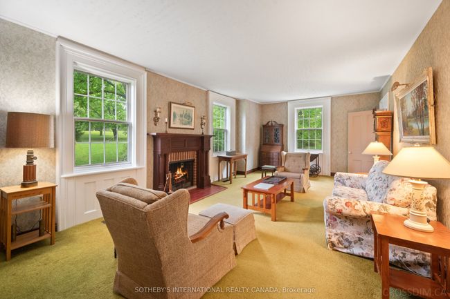 836081 4 Th Line, House other with 6 bedrooms, 3 bathrooms and 10 parking in Mulmur ON | Image 4