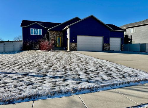 10175 Laramie Ln, Summerset, SD, 57718-4701 | Card Image