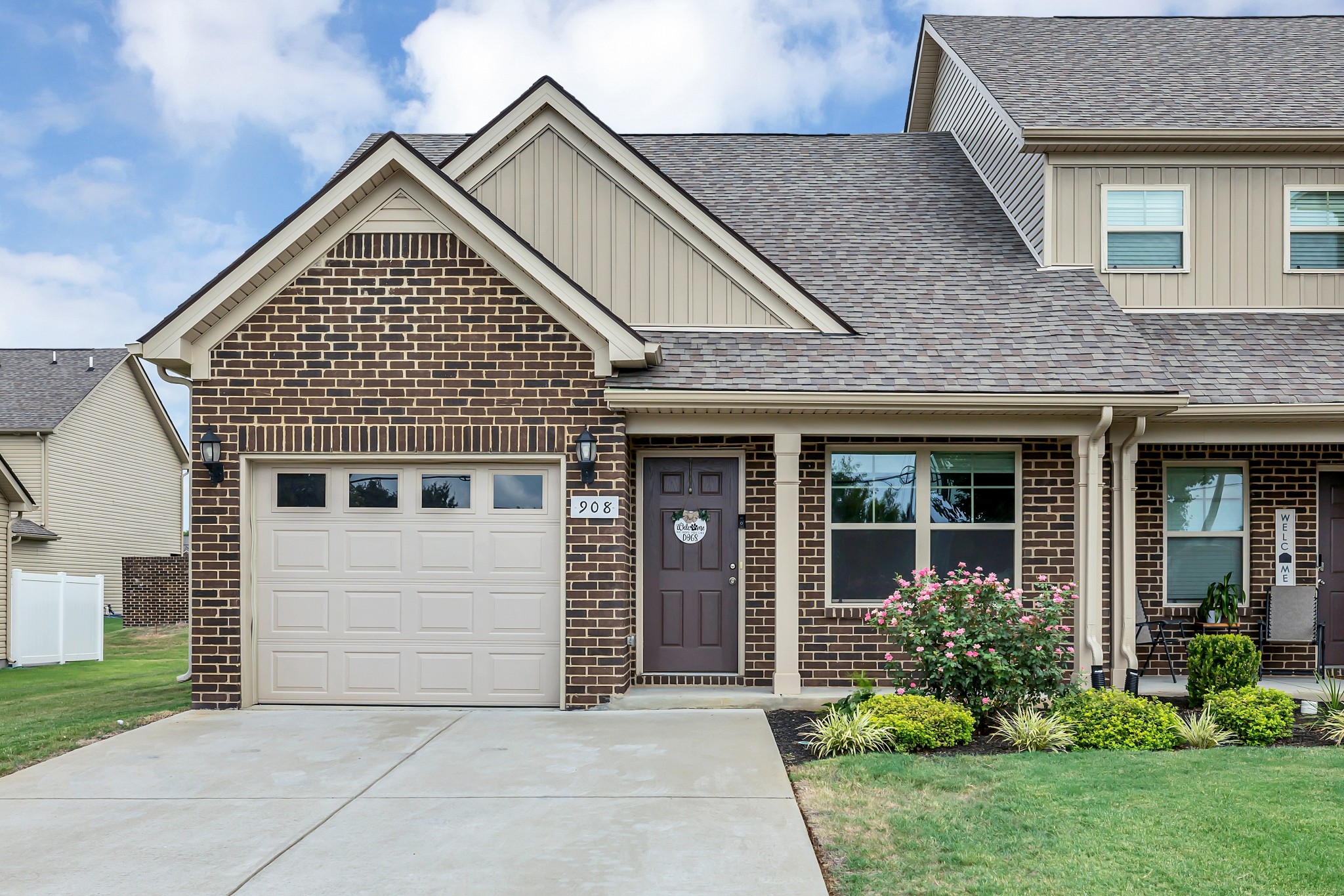 Harold Lee Dr, Smyrna, TN 37167