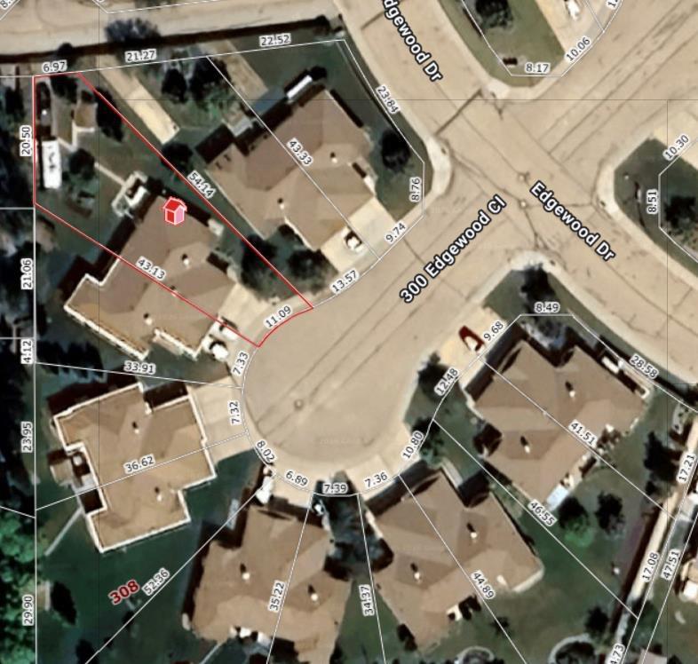 Residential in Camrose 2