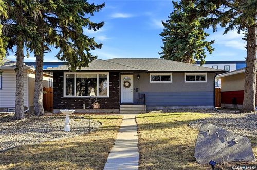 1115 12th Avenue E, Regina, SK, S4N4W2 | Card Image