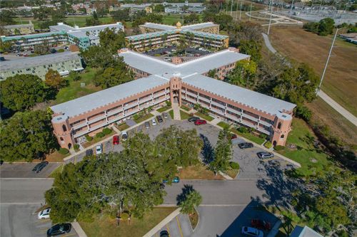 apt-64-2458 Columbia Dr, CLEARWATER, FL, 33763-3423 | Card Image