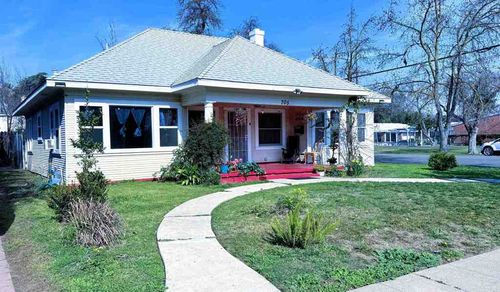 705 705 W Elm, Stockton, CA, 95204 | Card Image