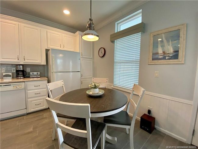 142 Ne Coastal Dr, House other with 2 bedrooms, 2 bathrooms and 2 parking in Ocean Breeze FL | Image 7