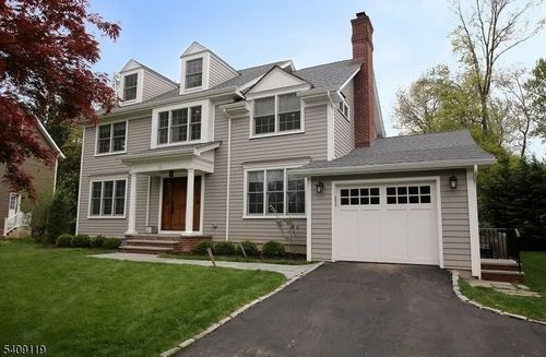 15 Canterbury Ln, Short Hills, NJ, 07078-3301 | Card Image