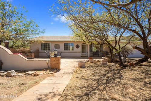 6760 S Y Lightning Ranch Rd, Hereford, AZ, 85615-9197 | Card Image