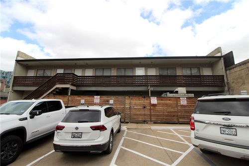apt-b-214 Patricia St, College Station, TX, 77840-1203 | Card Image
