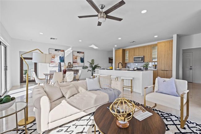 6427 Chorus Dr, House other with 3 bedrooms, 2 bathrooms and null parking in MASCOTTE FL | Image 7