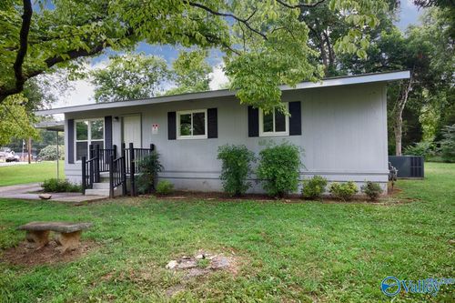 609 Argyle Rd Nw, Huntsville, AL, 35811-1301 | Card Image