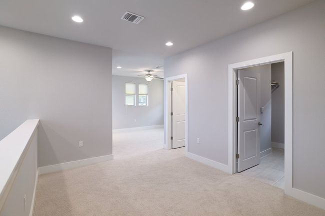 2513 Moreno St, House other with 4 bedrooms, 4 bathrooms and 2 parking in Austin TX | Image 13