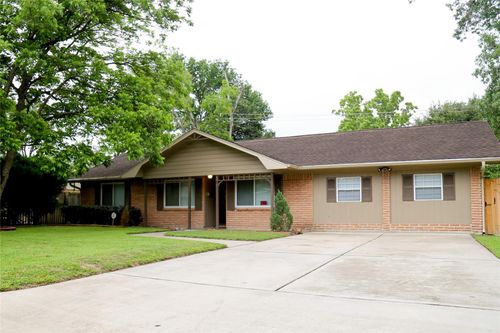 9517 Truscon Dr, Houston, TX, 77080-5323 | Card Image