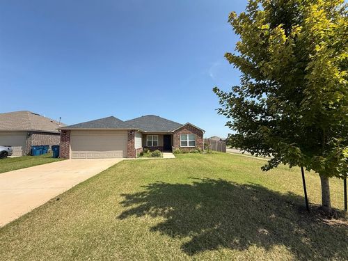 332 Blue Dr, Newcastle, OK, 73065-5115 | Card Image