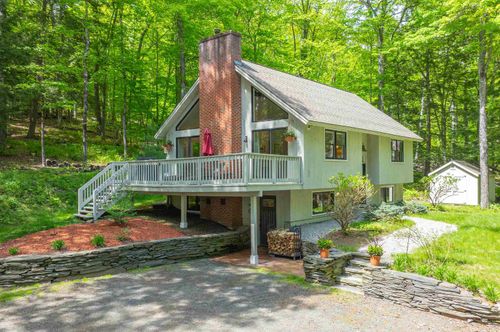 7176-1196 Marsh Family Rd, Quechee, VT, 05059-3021 | Card Image