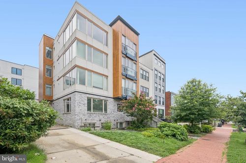 apt-4-915 12th St Ne, WASHINGTON, DC, 20002-7164 | Card Image