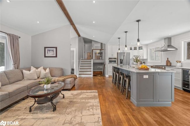 18 Mckibbon Ave, House other with 4 bedrooms, 3 bathrooms and 17 parking in Amaranth ON | Image 6