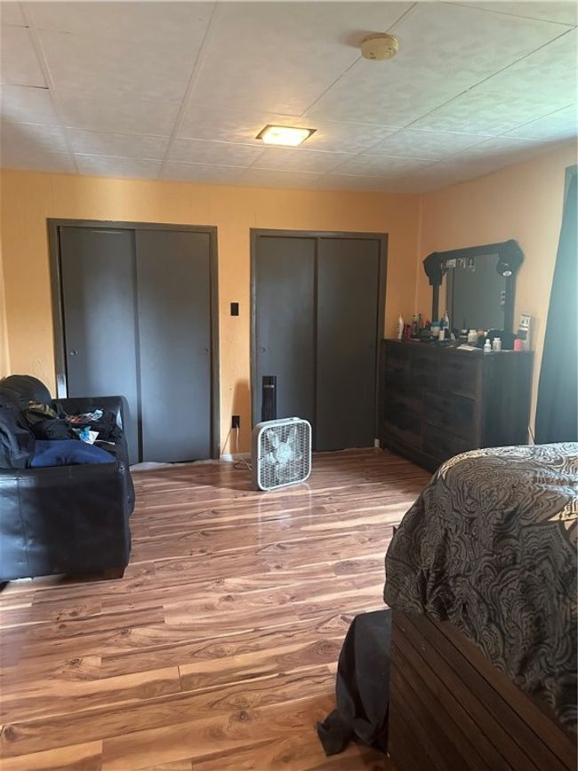 524 Forest St, House other with 1 bedrooms, 2 bathrooms and 2 parking in Monessen PA | Image 5