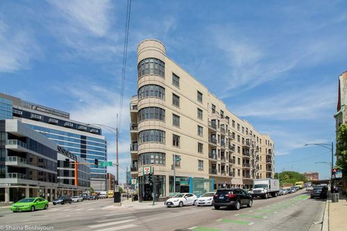 411-520 Halsted St, Chicago, IL, 60642-7568 | Card Image