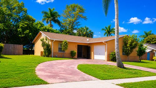 10304 Pippin Ln, Royal Palm Beach, FL, 33411-3014 | Card Image