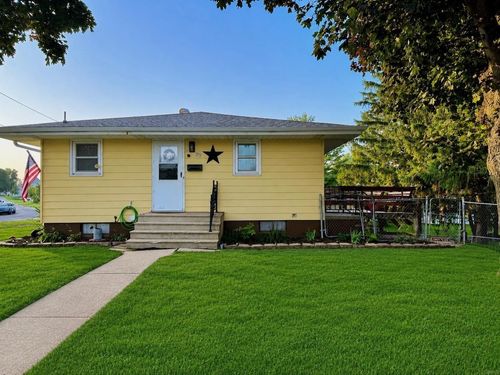 119 Hill St, Postville, IA, 52162-8511 | Card Image