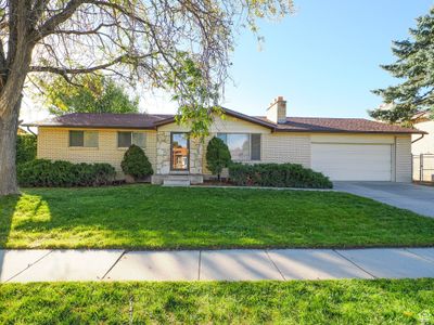 2319 W Ledgewood Dr, House other with 5 bedrooms, 2 bathrooms and 2 parking in Taylorsville UT | Image 1