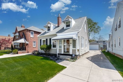43 Coburg Street, Buffalo, NY, 14216 | Card Image