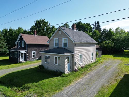 11 Wells Street, Greenville, ME, 04441 | Card Image