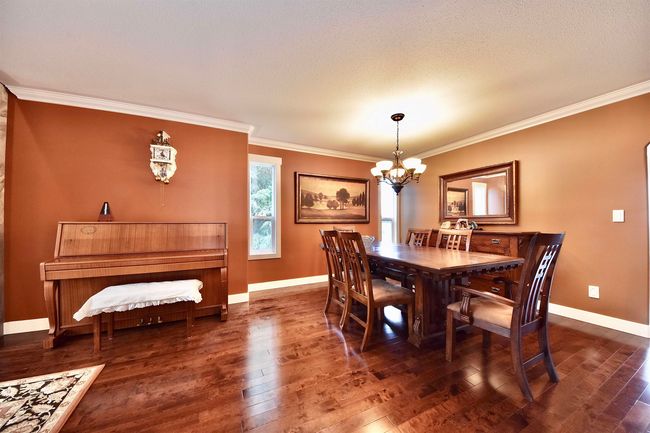46457 Edgemont Pl, House other with 4 bedrooms, 2 bathrooms and 5 parking in Chilliwack BC | Image 9