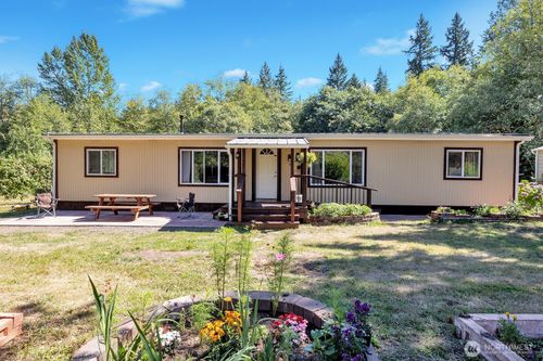 745 Sw J H Rd, Port Orchard, WA, 98367-7368 | Card Image