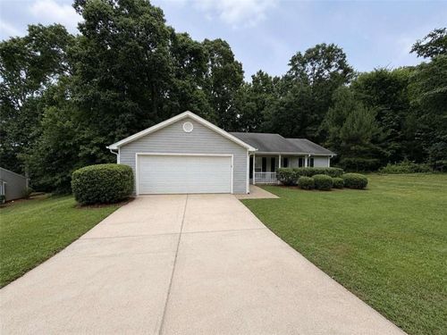 211 Ravenwood Ct, Bethlehem, GA, 30620-2729 | Card Image