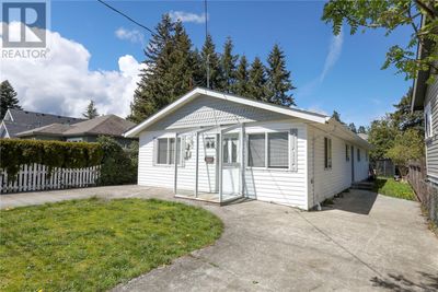 455 3rd St, Home with 4 bedrooms, 3 bathrooms and 2 parking in Courtenay BC | Image 2