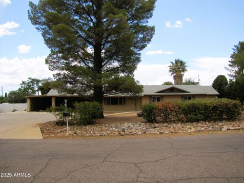 947 Cardinal Ave, Sierra Vista, AZ, 85635-5419 | Card Image