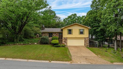 9002 Leatrice Drive, Little Rock, AR, 72227 | Card Image