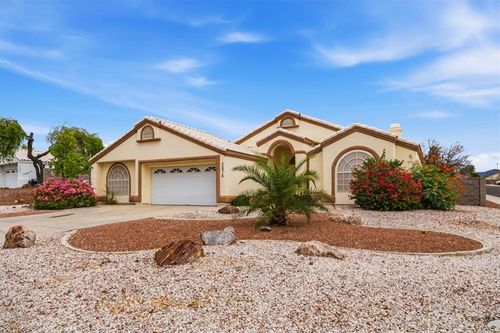 2876 Winchester Rd, Bullhead City, AZ, 86442-8678 | Card Image