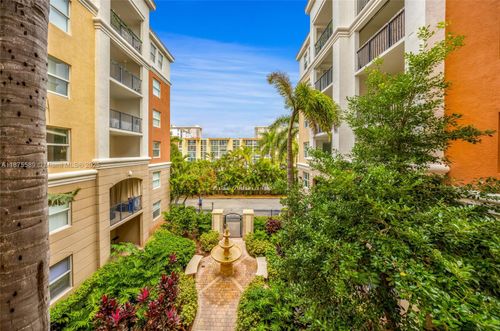 apt-3301-17125 N Bay Rd, Sunny Isles Beach, FL, 33160-3448 | Card Image