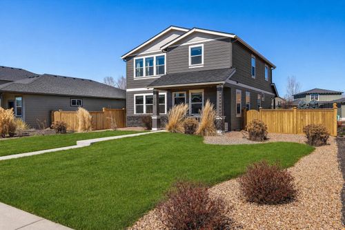 715 Ne Union Loop, Prineville, OR, 97754-3213 | Card Image