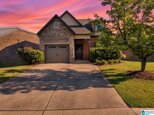 369 Kingston Cir, BIRMINGHAM, AL, 35211-6982 | Card Image