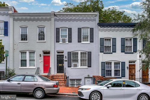 1-1211 33rd St Nw, WASHINGTON, DC, 20007-3202 | Card Image