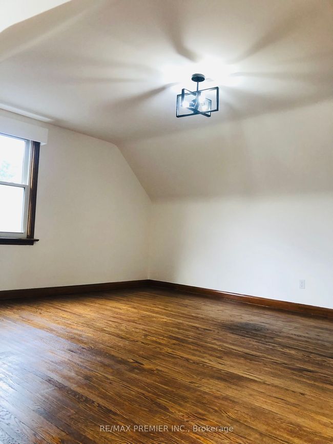 24 Simonton Dr, House other with 3 bedrooms, 1 bathrooms and 3 parking in Chatham ON | Image 12