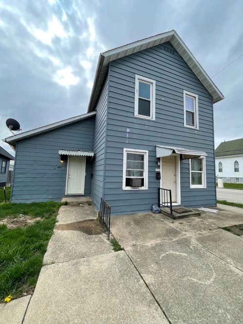 201 Logan St, Circleville, OH, 43113-2211 | Card Image