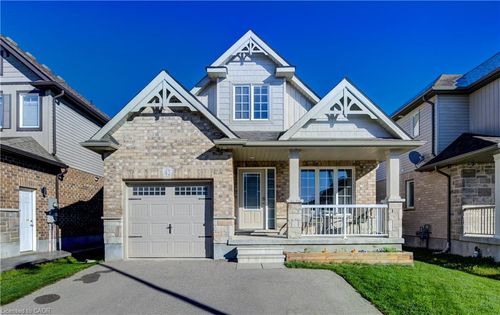 42 Finoro Cres, Elmira, ON, N3B0C3 | Card Image