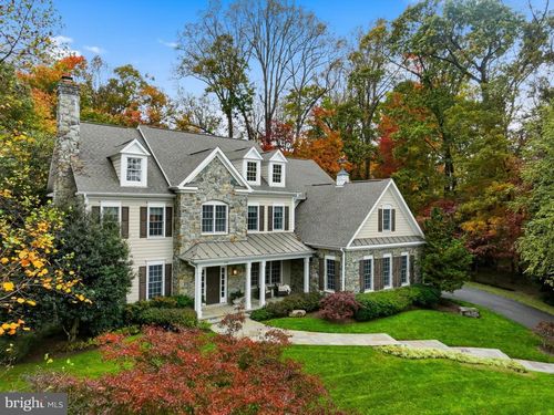 1490 Lily Loch Way, GREAT FALLS, VA, 22066-1747 | Card Image