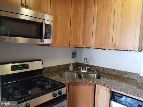 apt-307-1111 Arlington Blvd, ARLINGTON, VA, 22209-3200 | Card Image