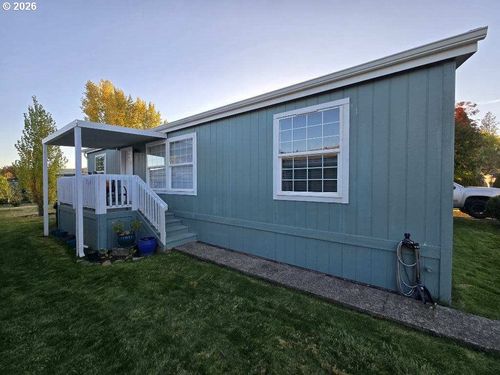 66-87860 Territorial Rd, Veneta, OR, 97487-9764 | Card Image