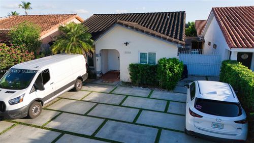 10358 Nw 128th Ter, Hialeah Gardens, FL, 33018-6006 | Card Image